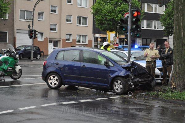 VU nach Verfolgungsfahrt Koeln Poll Siegburgerstr Poll Vingsterstr P10.JPG